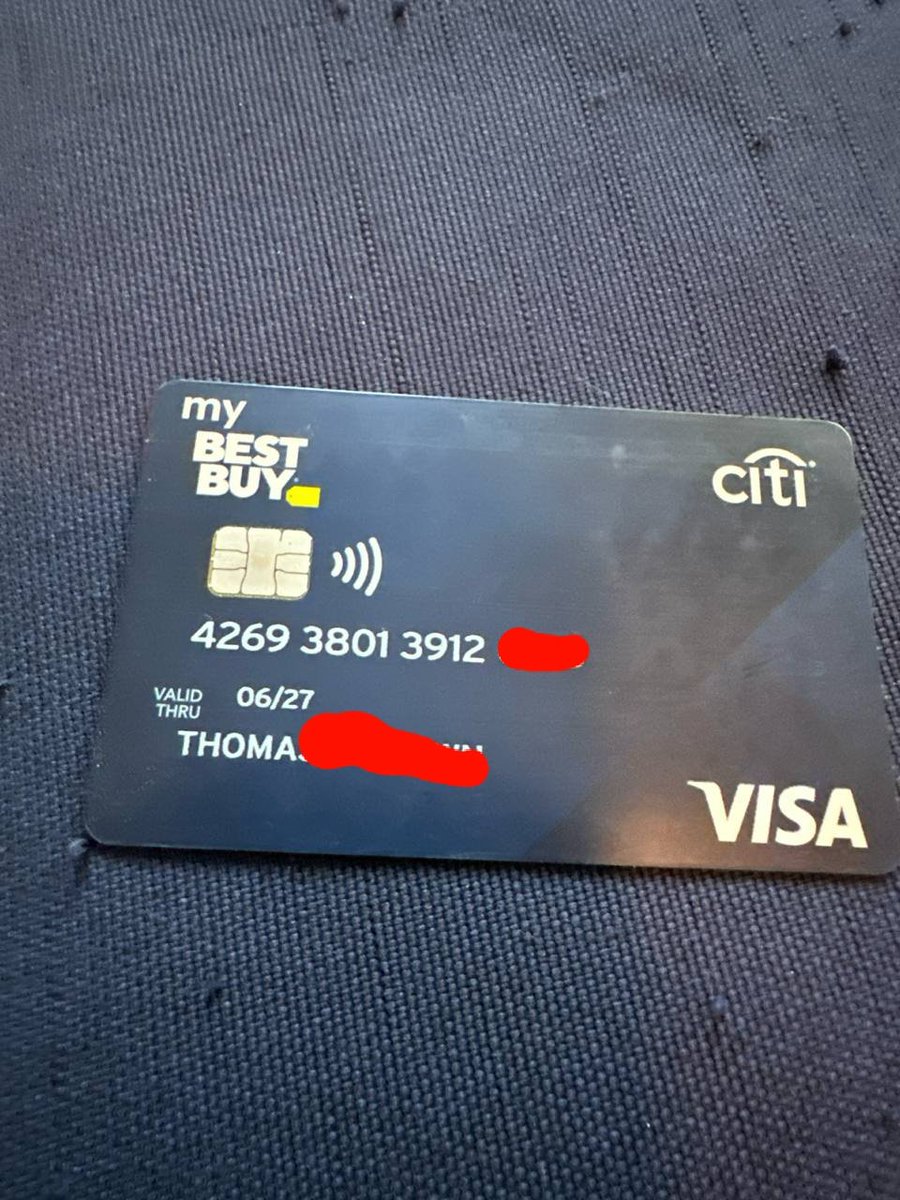 plymouthdodge's tweet photo. When you finally get approved for a new credit card and suddenly feel like Jeff Bezos. ๐ณ#MoneyMoves #CreditScoreGlowUp. What do you need right now ๐ฑ looking for legit profiles only. https://t.co/0E6bWP4FsW