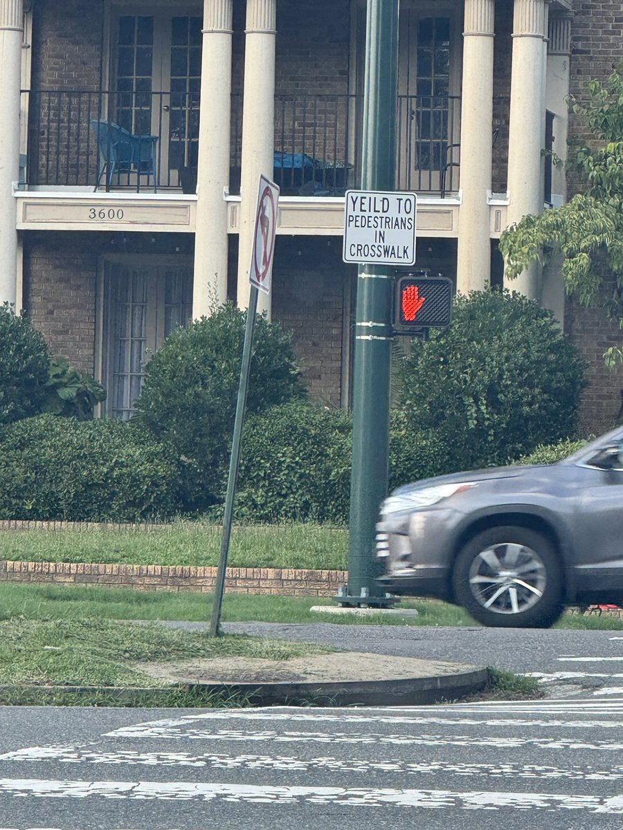 Emily F. tweet media