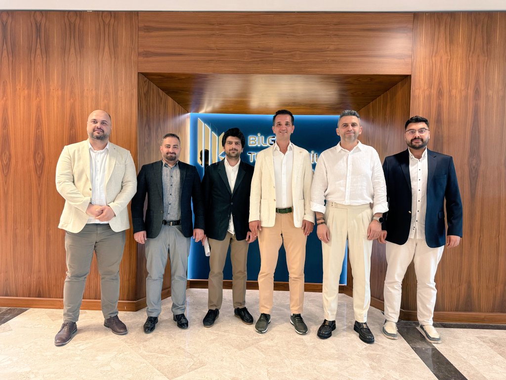 Sosyal ve Ekonomik Perspektif Derneği <a href="/sepderorg/">SEPDER</a> yönetimi olarak, Bilgi Teknolojileri ve İletişim Kurumu <a href="/BTKgovtr/">BTK</a> Başkan Yardımcısı Sn. <a href="/abdulkerimgun/">Dr. Abdulkerim Gün</a> ile akademik işbirliklerini geliştirmeye yönelik verimli bir görüşme gerçekleştirdik.