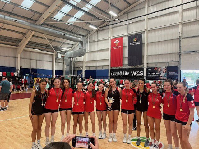 MrPJWilliamsPE (@mrpjwilliamspe1) on Twitter photo π Arbennig!!!
Last weekend Mali Green represented UWTSD U15 Wales Regional Academy at the National Academy tournament. Mali was captain and lifted the trophy!
An amazing achievement !
Da iawn Mali #proudschool #bluewave π΅βͺοΈ <a href="/YsgolGreenhill/">Ysgol Greenhill School</a> π Arbennig!!!
Last weekend Mali Green represented UWTSD U15 Wales Regional Academy at the National Academy tournament. Mali was captain and lifted the trophy!
An amazing achievement !
Da iawn Mali #proudschool #bluewave π΅βͺοΈ <a href="/YsgolGreenhill/">Ysgol Greenhill School</a>