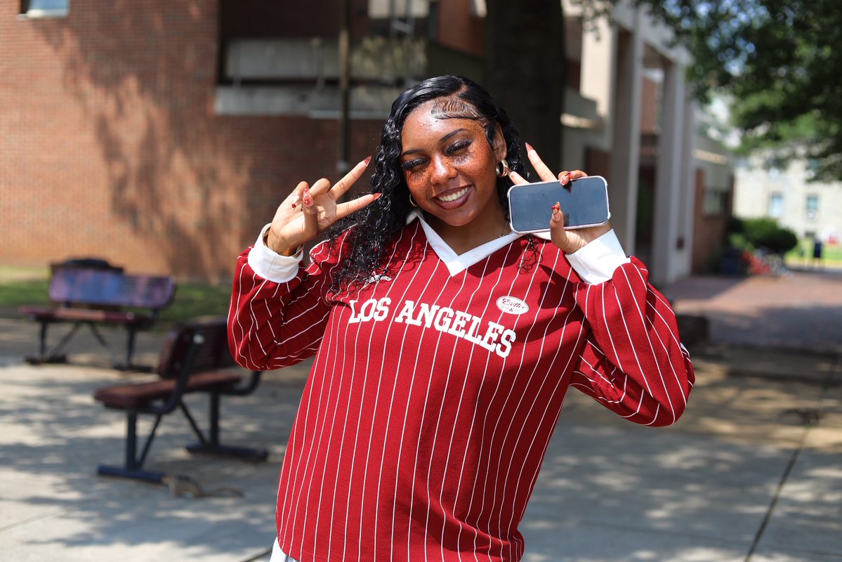 VAUnion1865's tweet image. Campus has been way too quiet without our Panthers! 🐾 Early check-in is TODAY & TOMORROW for Early Fall Term students. We can’t wait to meet our newest members of the pack. 💼🐾 Scan the QR code for all the details.
#VUU #PantherPride
