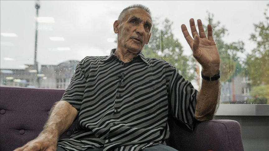 Srebrenitsa'daki soykırımda 19 yaşında öldürülen genç, 30 yıl sonra toprağa verilecek.

trtavaz.com.tr/haber/tur/avra…