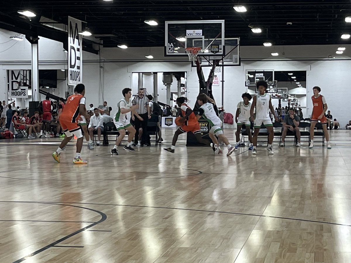 Brian Flinn (@bflinnhoops) on Twitter photo High level guard matchup here with <a href="/TTO17uNational/">TTO 17u National</a> & <a href="/team_whitemamba/">TeamWhiteMamba</a> . 2026 G Lino Sanchez is dealing for TWM, while Colin Byrd has done a bit of everything. Stony Brook and Central Connecticut State on hand. High level guard matchup here with <a href="/TTO17uNational/">TTO 17u National</a> & <a href="/team_whitemamba/">TeamWhiteMamba</a> . 2026 G Lino Sanchez is dealing for TWM, while Colin Byrd has done a bit of everything. Stony Brook and Central Connecticut State on hand.