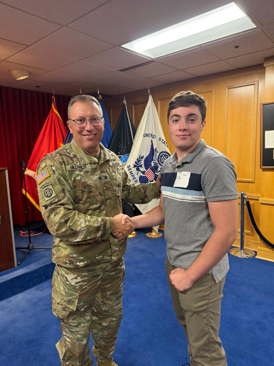 IL_Natl_Guard's tweet image. The newest member of the Illinois Army National Guard has a familiar surname. Noah Helfrich, who enlisted as a 12N (Horizontal Construction Engineer) into the Sparta-based 631st Engineer Co., July 2, is the son of 404th Maneuver Enhancement Brigade Commander Col. David Helfrich.