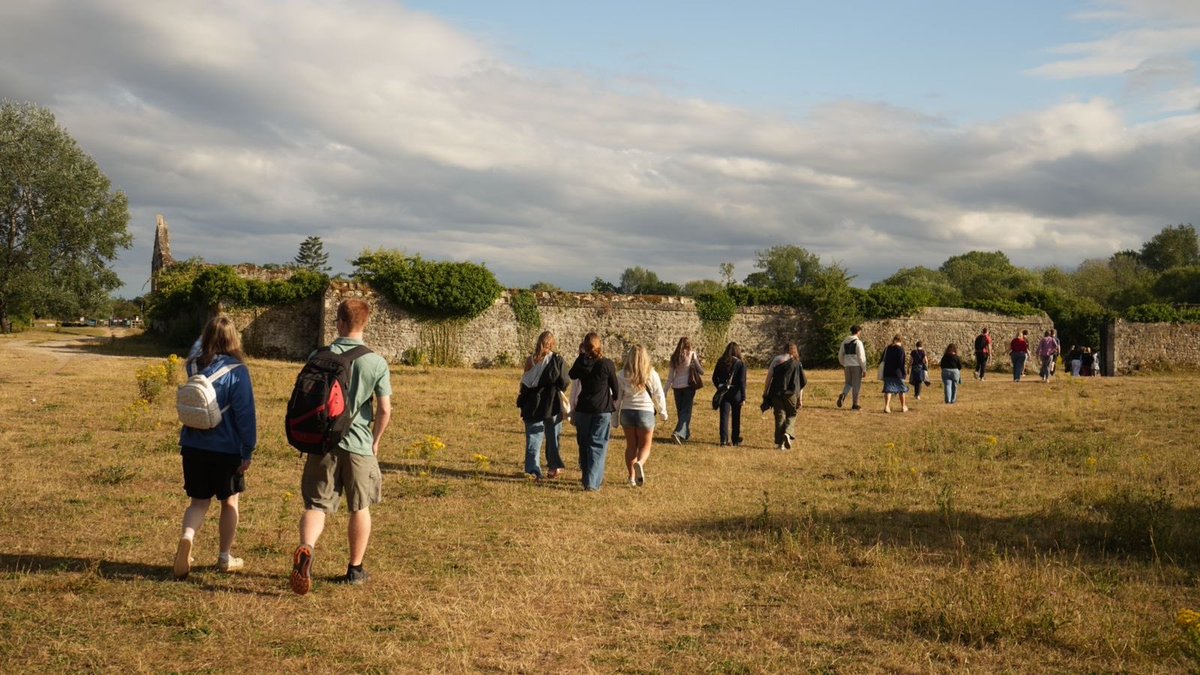 We're proud to celebrate 22 summers of the Oxford Study Abroad Program with its largest group yet: 36 students.

Participants earn 6-8 credits through diverse course options and take part in cultural excursions to Ireland, Paris and more!