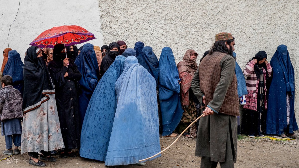 UN_SPExperts's tweet image. Afghanistan: UN experts welcome arrest warrants for senior #Taliban leaders.
These warrants mark a vital step to justice for people of Afghanistan, esp. women & girls who have endured nearly 4 years of institutionalised gender persecution.
@IntlCrimCourt ohchr.org/en/press-relea…