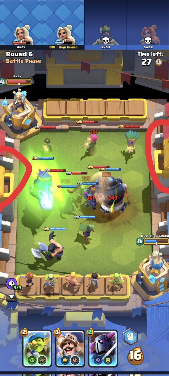 Move troops to the area in red zones with two fingers together lol😆😆
