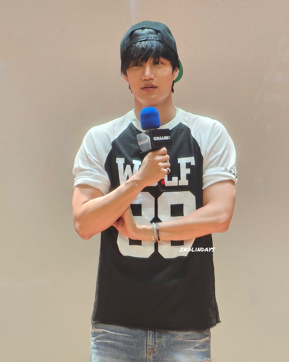 zkdlindays's tweet image. 250711 taipei fansign

🤏🤏

#KAI #카이 #종인
@weareoneEXO