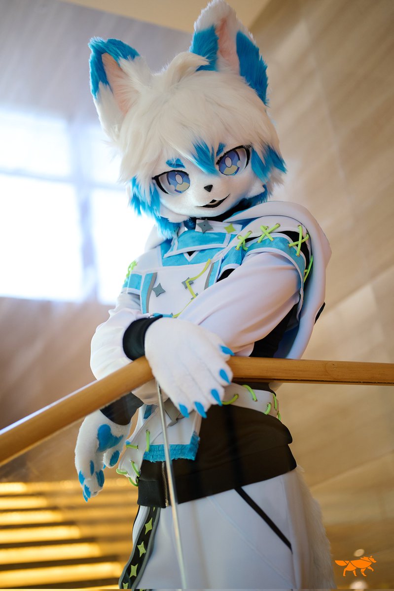 #FursuitsFriday
📷:<a href="/aaaapoor3/">阿穷摄摄版</a>