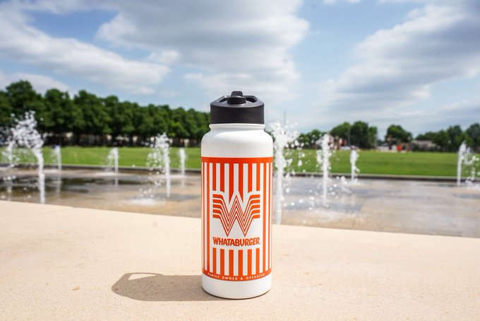 TulsaHurricane's tweet image. Let’s keep the Fry-YAY energy going strong! 🍔🎉🍟🍟
Show us your Friday with Emojis below to enter this weeks give away!
Giveaway must be picked up from Campus! Winner will be contacted via DM and posted!
#ReignCane