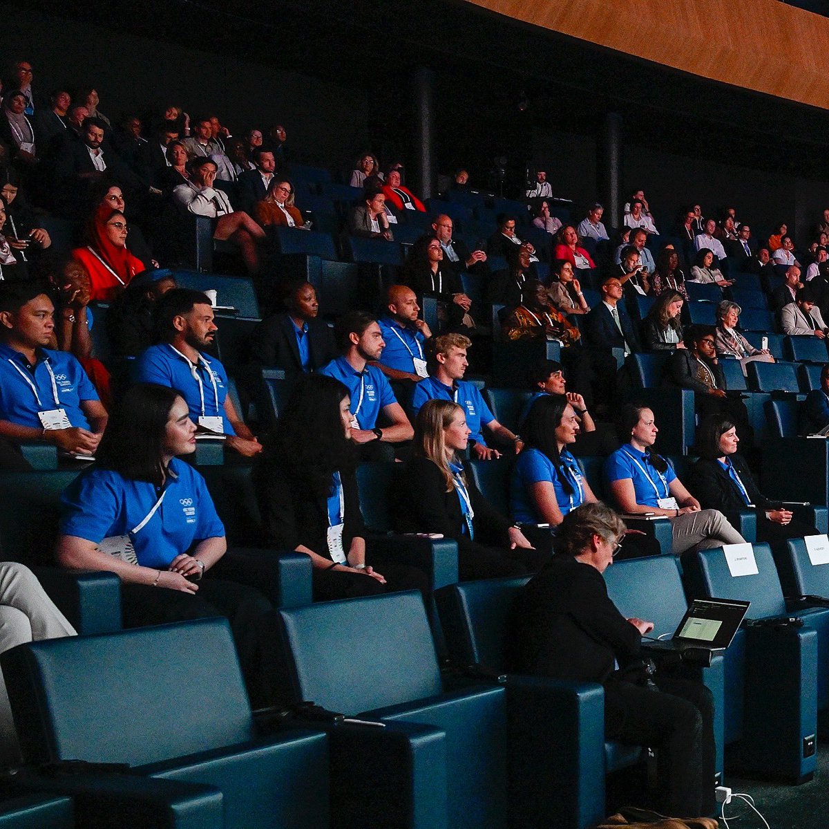 iocyoungleaders's tweet image. “These are the young people changing the world.” 💬
During the first-ever Olympism365 Summit, IOC President Kirsty Coventry publicly recognised the impact of the @iocyoungleaders ✨
🔗 olympics.com/ioc/news/olymp…
#Olympism365 #SportForABetterWorld #SDGs
@olympics @athlete365