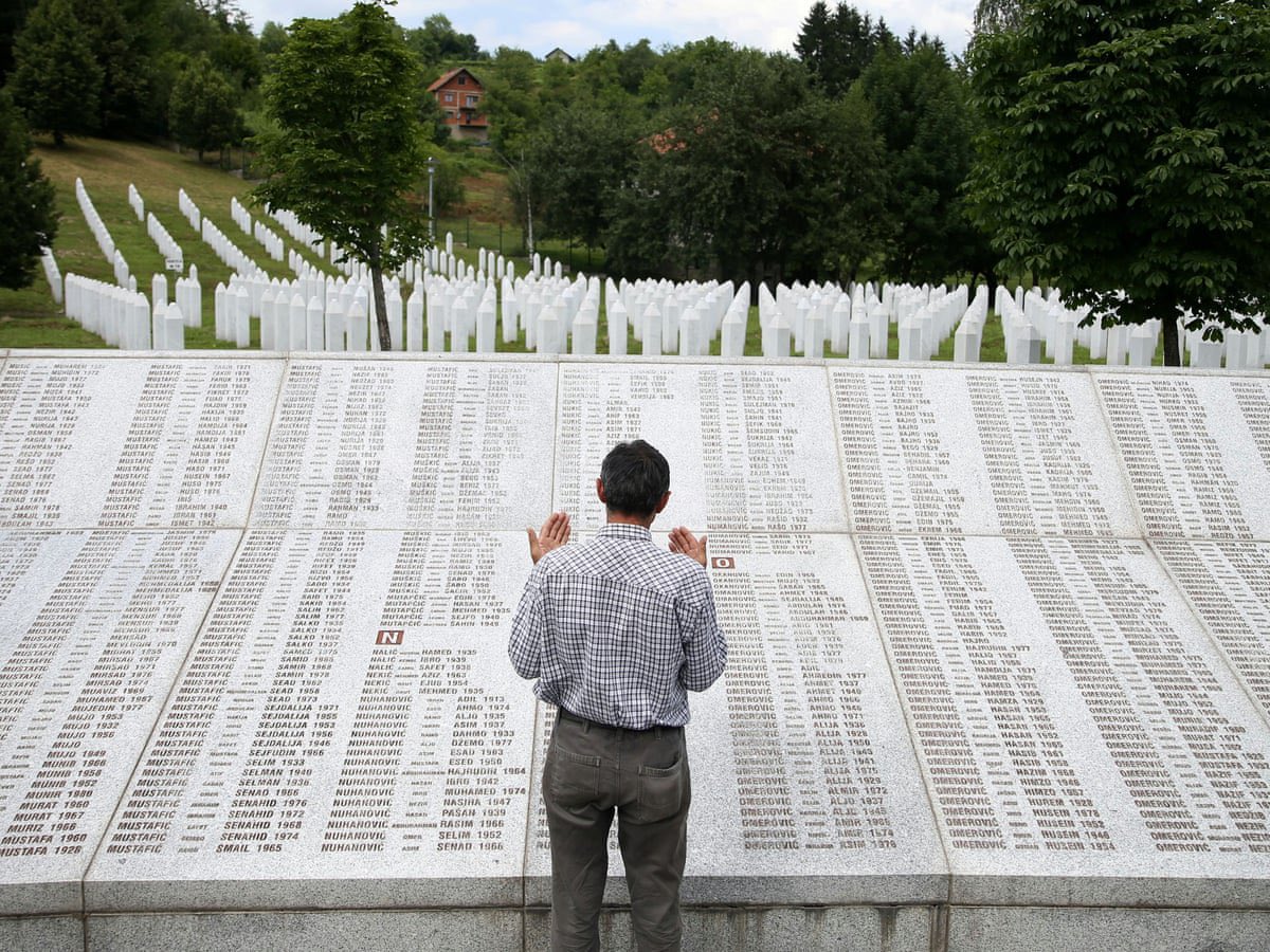 DeepdaleCA's tweet image. Today (11th July 1995) marks 30 years since the Srebrenica Genocide. 8,372 Bosnian Muslims were executed in the United Nations ‘Safe Area’ of #Srebrenica by Serb forces. Over 8000 Muslims were buried in mass graves, some of which still have not been discovered!