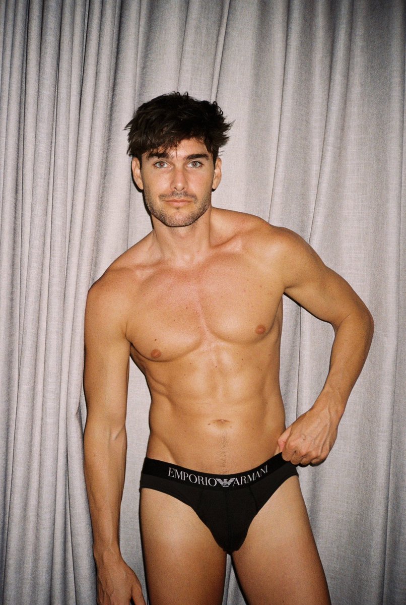 Happy Friday! 📸 <a href="/Cmyersphotos/">Corey Myers</a>