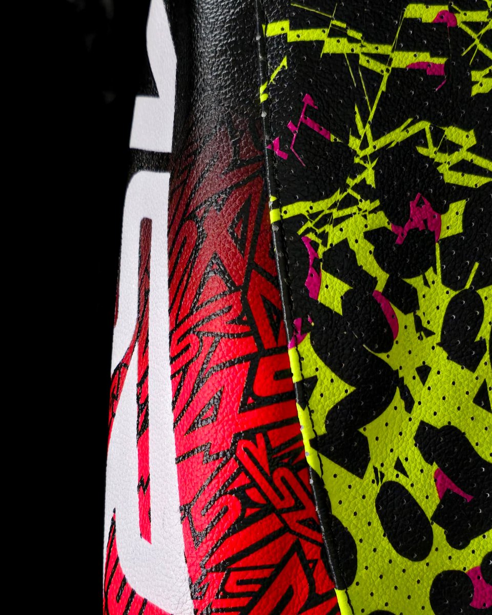 4SR INDIVIDUAL is a custom manufacturing service where we can design, manufacture and  sew leather gloves, leather jackets, leather trousers, two-piece &amp;  one-piece suits, and accessories such as a chest protector in an  individual design. #motorcycles #4SR