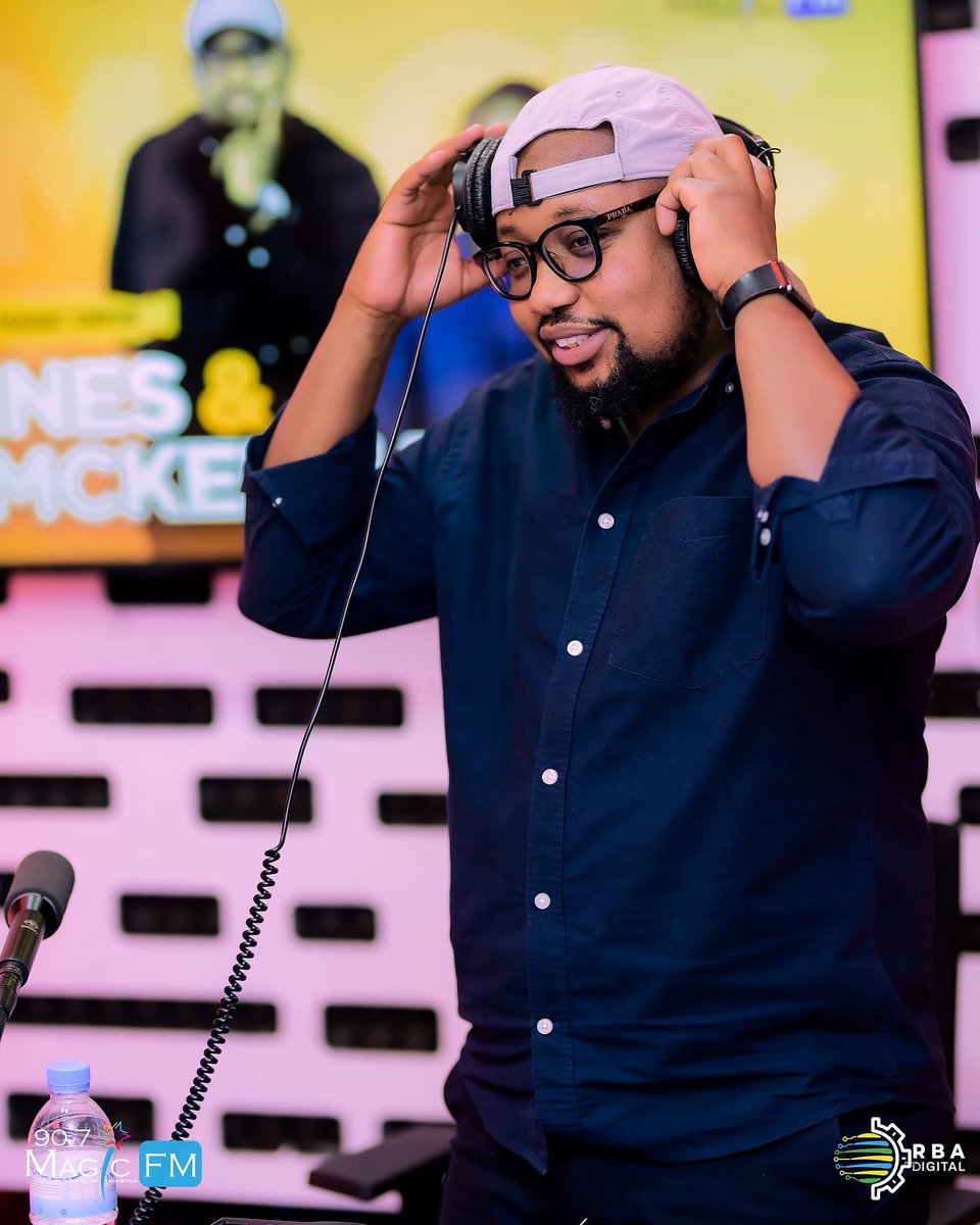 MagicFmRadio's tweet image. Step in 🔥 It’s #MagicFriday and Mackenna got you locked in till 7PM! Let’s ride into the weekend together 💃🎶
#MagicDrive 4PM–7PM”