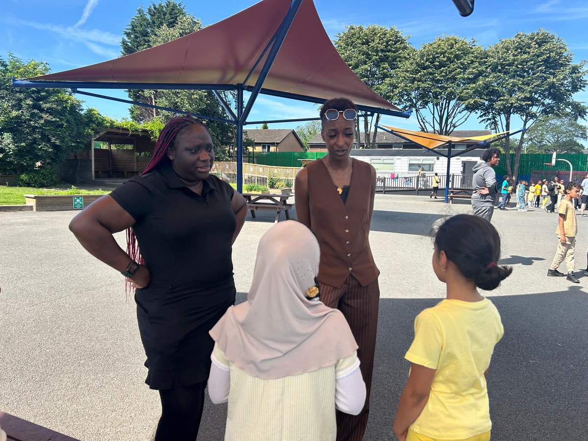 StMarysMossSide's tweet image. St. Mary’s annual timeout day for governors, staff and pupils. The importance of teaching peace in all its forms. Nursery to Year 6. Governors spent playtime on the yard and staff meeting with staff.