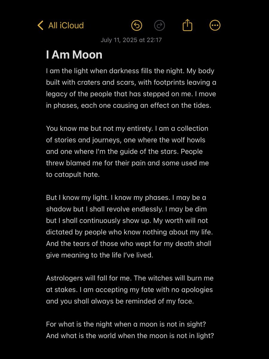 Moon 🌙 tweet media