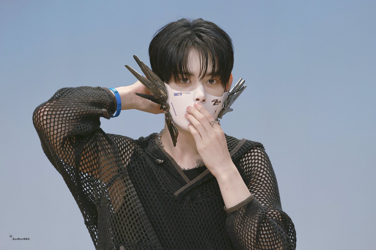 aardor831's tweet photo. 250711 @ Makestar

#현빈 #HYEONBIN #NOWZ #나우즈 https://t.co/NuBculSiZH