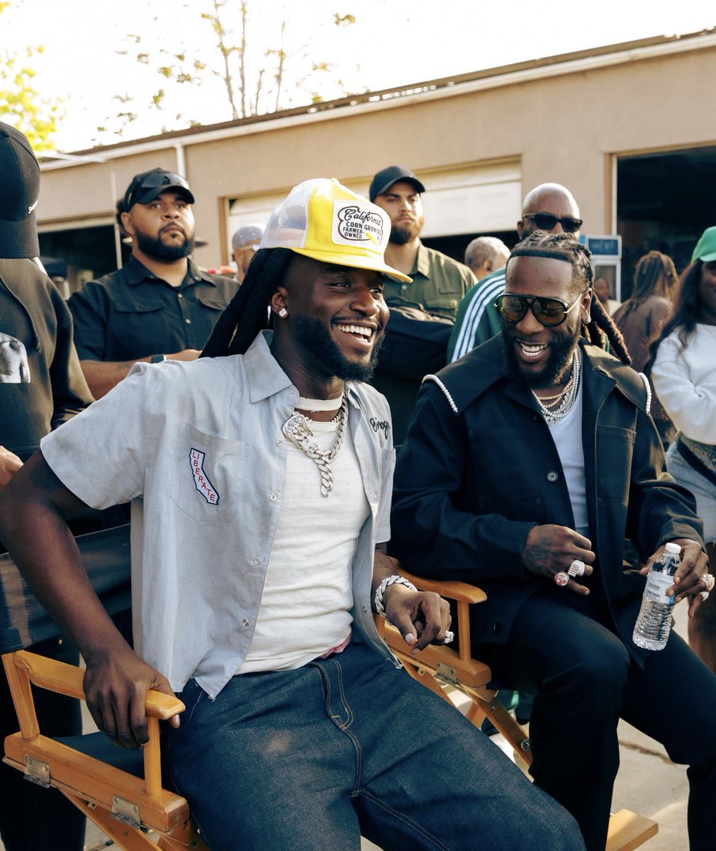 Change Your Mind Video, out at 4pm WAT #NOSIGNOFWEAKNESS