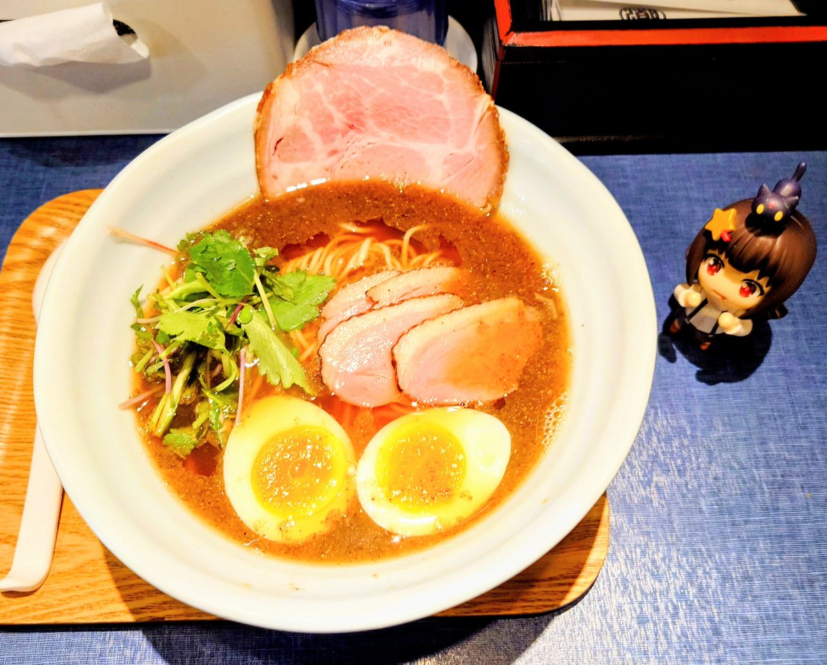 #深夜のねんどろ撮影60分一本勝負
#ねんどろいどラーメン部
7/11 【らーめん】
ラーメンを食べて暑い夏を乗り切ろう‼️🍜
麺屋わおんさん 石神井公園
豚骨醤油三輪さん 与野本町
ラーメン健やかさん 三鷹
麺巧潮さん 淡路町
どれも美味しかった！！