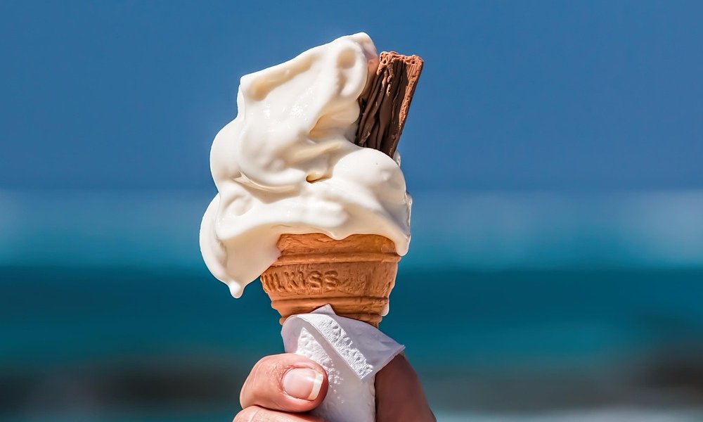 Visit Whitby (@visitwhitby) on Twitter photo Hands up if you fancy an ice cream on the beach right now! π
What flavour would you choose? 
#icecream #IceCreamFlavours #heatwave Hands up if you fancy an ice cream on the beach right now! π
What flavour would you choose? 
#icecream #IceCreamFlavours #heatwave