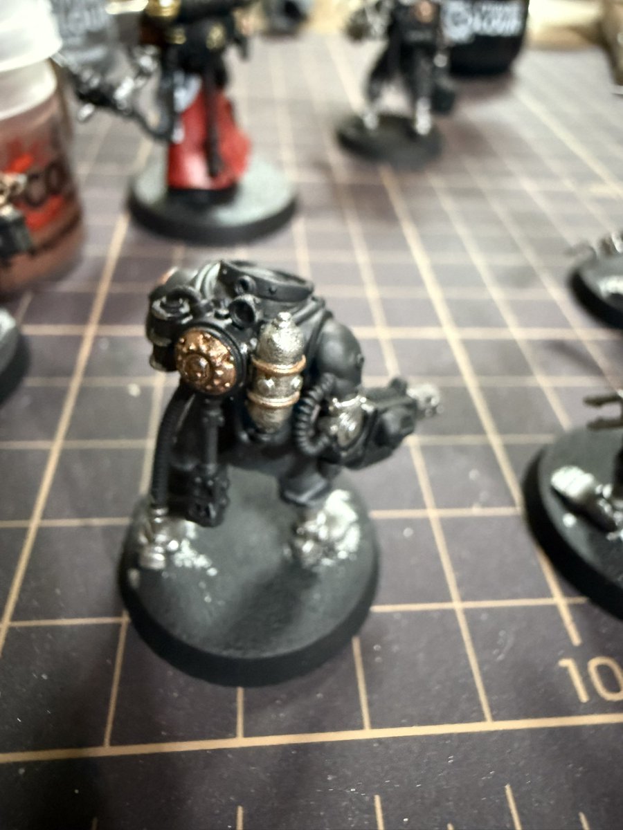 キルチームの塗装、少し進行
細かいところをちょこちょこ塗るのが楽しい😁
#ウォーハンマー40k #warhammer40k