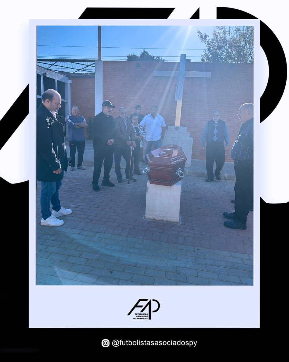 FAParaguay's tweet image. ⚽️🌟 Osvaldo Aquino: Tu actitud y tu recuerdo seguirá vivamente presente en nuestros corazones. Q.E.P.D. Campeón.
Futbolistas Asociados del Paraguay 🇵🇾