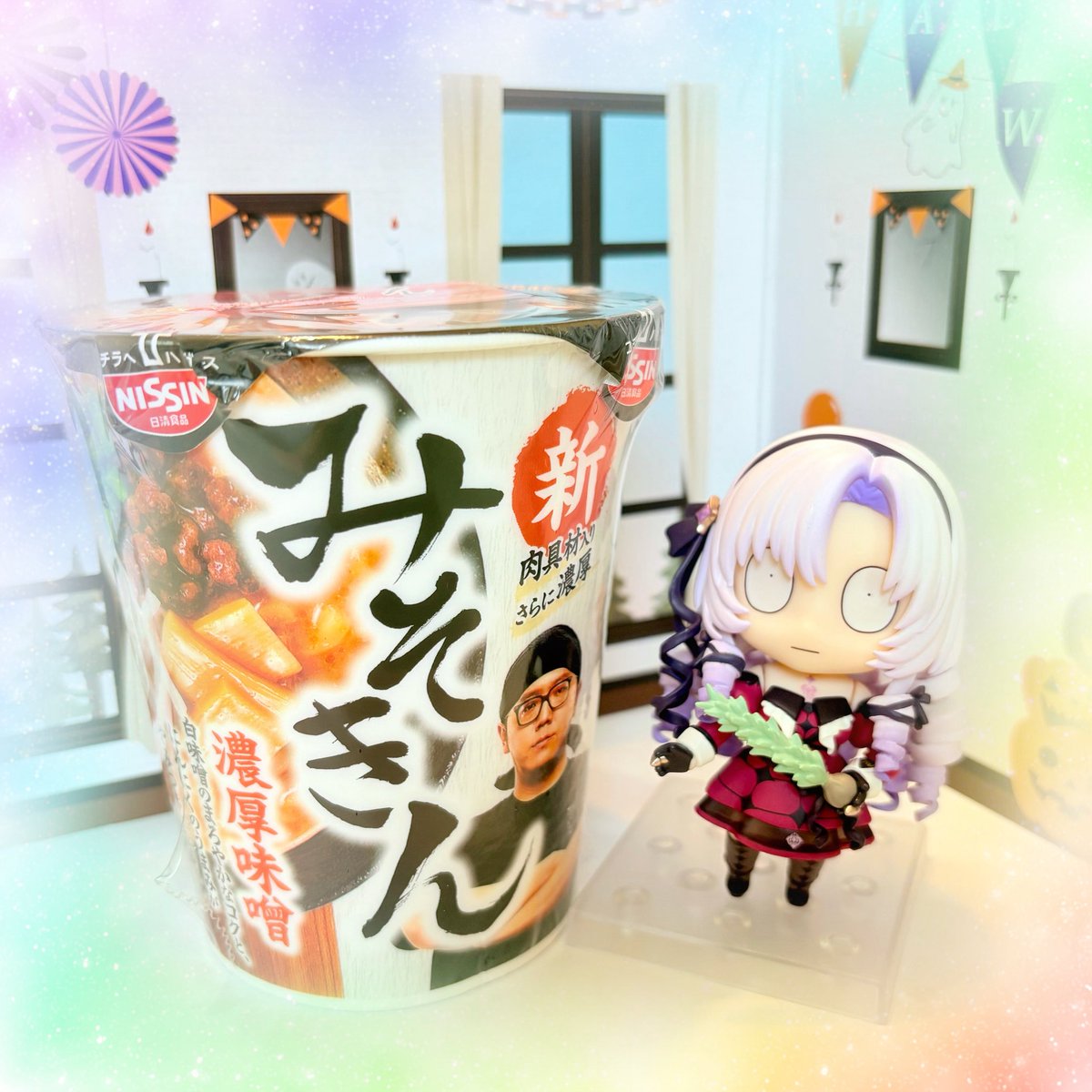 #深夜のねんどろ撮影60分一本勝負
7/11【らーめん】
麺ではなくご飯🍚タイプもあったから買ってみた
(まだ食べてない)