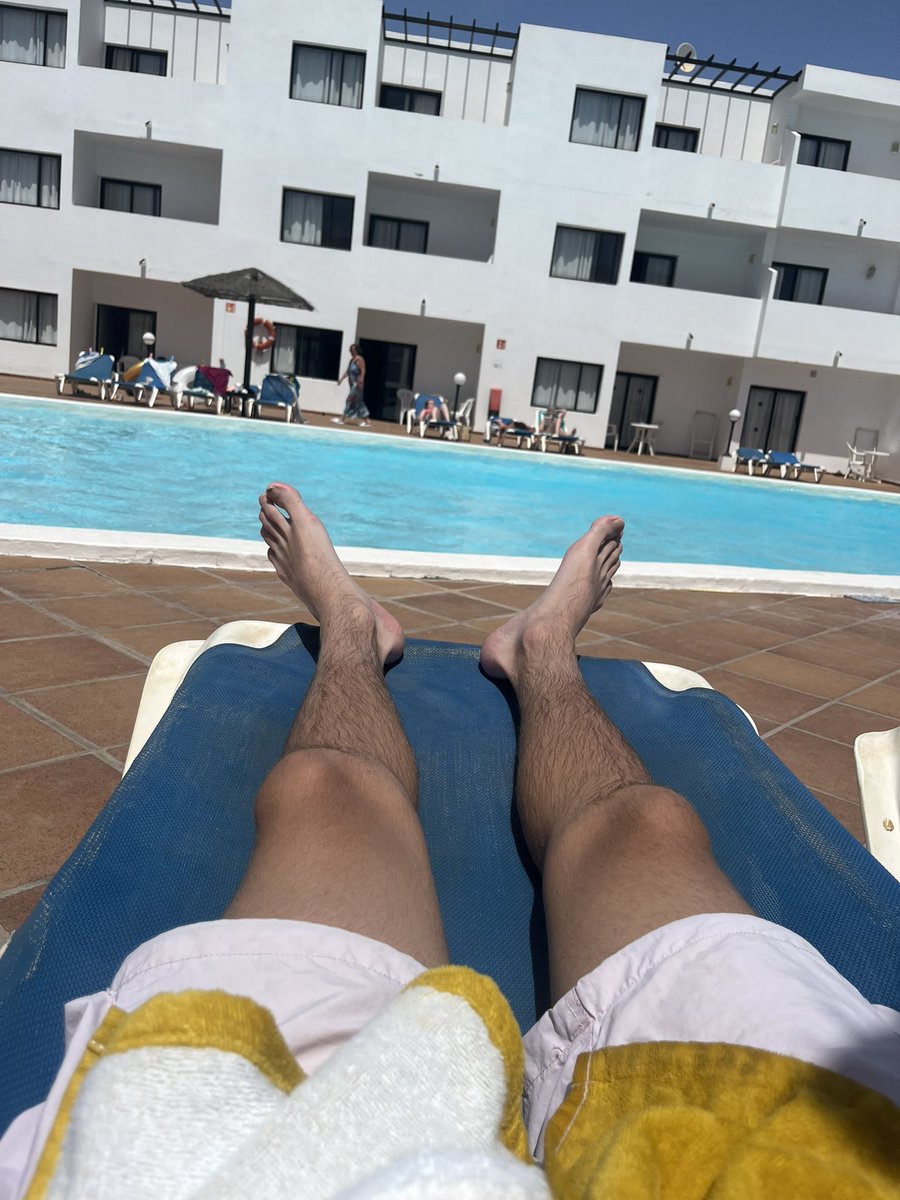 footmasterr1's tweet photo. anyone like the view? https://t.co/fEX0Vm1TUz