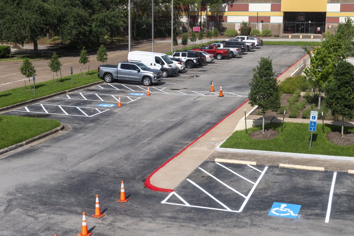 pasadenatxgov's tweet image. "PasadenaProgress" is a series of weekly series as part of Mayor Schoenbein's vision to keep the public informed on various improvement projects throughout our community. This week: City Hall parking lot repairs and updates.