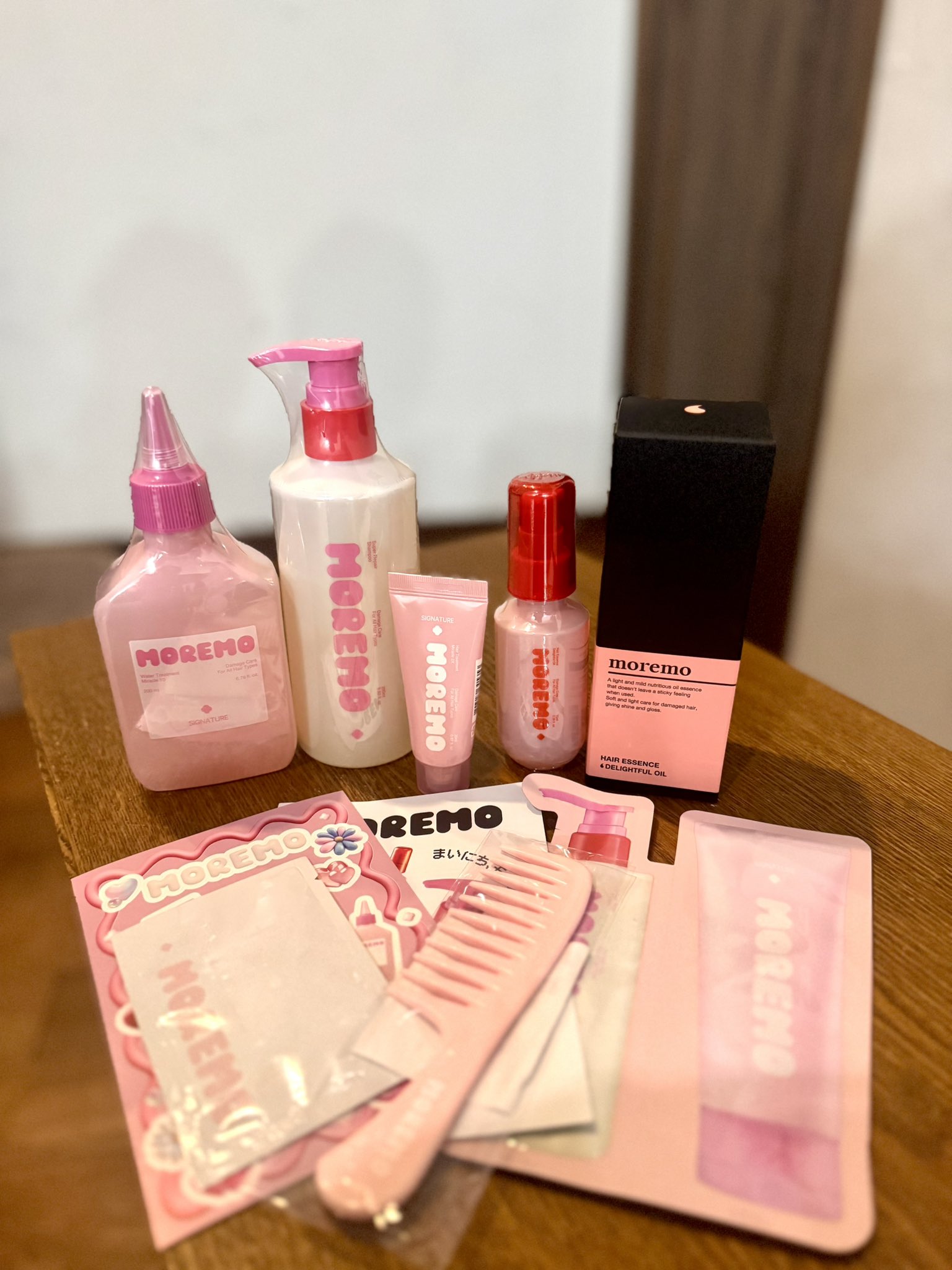 YURI ヘアオイル 2本セット ピンク 新品未使用《ウルリス/ululis 》ヘアオイル2本セット ウォーター
