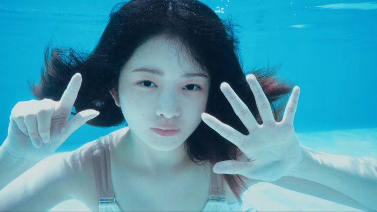 pyimut's tweet image. ✩࿐࿔ 🌊𖦹ִ ࣪She carried the ocean in her soul,
          salted wind in her veins,
and a tide that never truly rested.