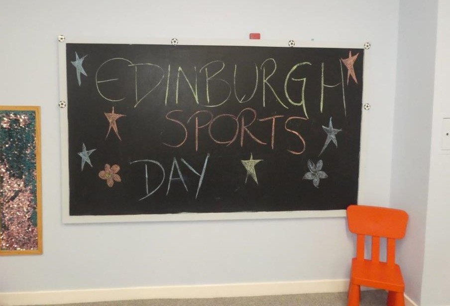 scottishprisons's tweet image. Knowing that children with a parent in prison would miss out on having them at their school sports day, the Family Contact Team within HMP Edinburgh decided to organise their own!
73 children enjoyed a range of games, creating some truly memorable moments with their dads.