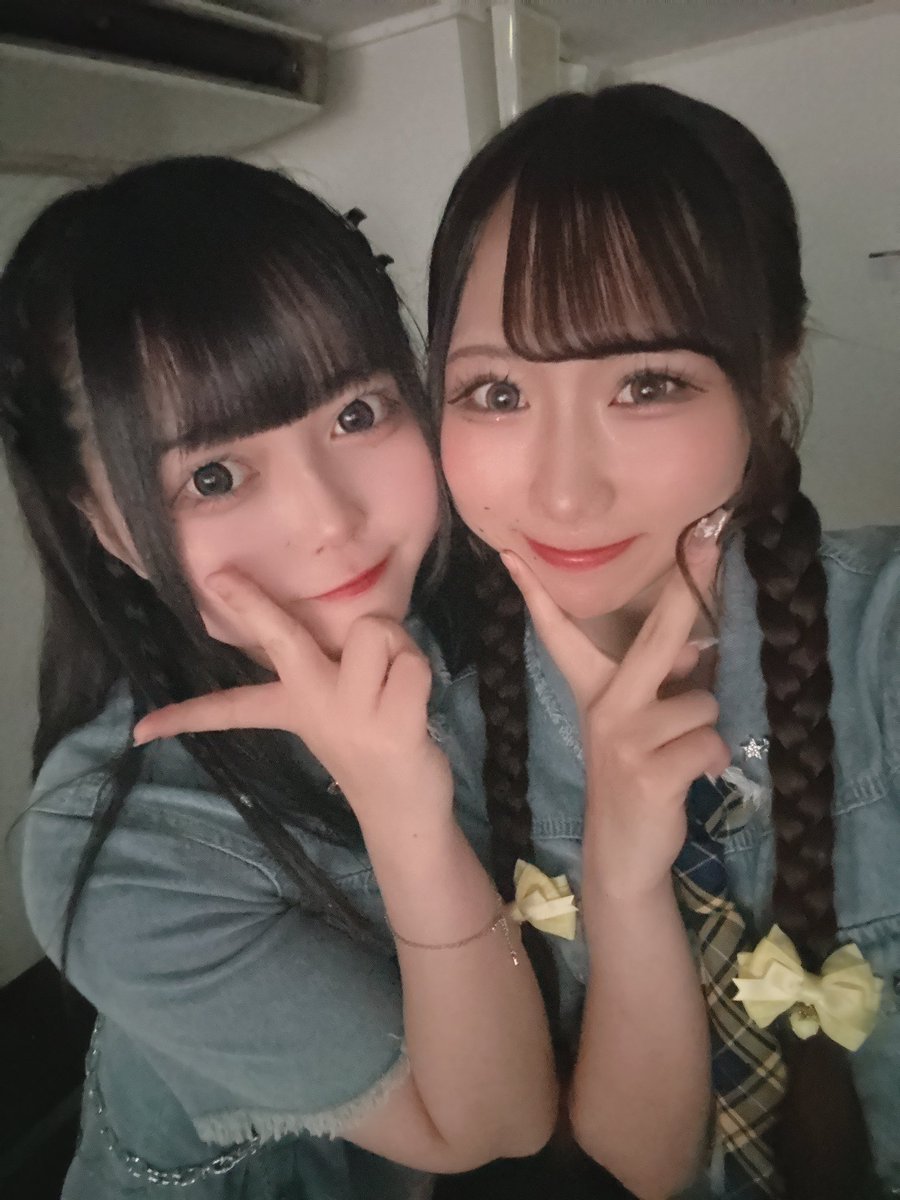 ✨️GOLD IDOL PARK Friday✨️
ありがとうございました!!♡

たのしいはなきーんになたね😳😳
沢山ペンラ見えたよ！ありがとう♡
久々に会いに来てくれた方もありがとう😭
もう会えるの最後だったりするのかって
考えたら悲しくなた🥲
最後まで会えるタイミング少しでも
あれば来てくれたら