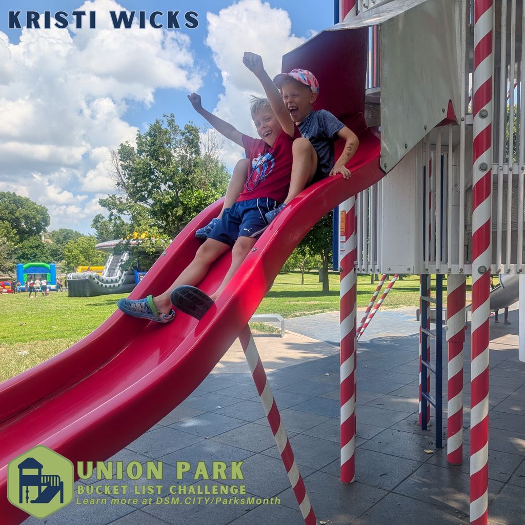 DesMoinesParks's tweet image. Look at those smiles! 😄🐶📸 Thank you to everyone who has helped us celebrate National Parks and Recreation Month so far, and for submitting your lovely and adventurous photos in our Bucket List Challenge! ✅🎉
 
Ready to submit your photos?📸🖼️ Visit DSM.City/ParksMonth!