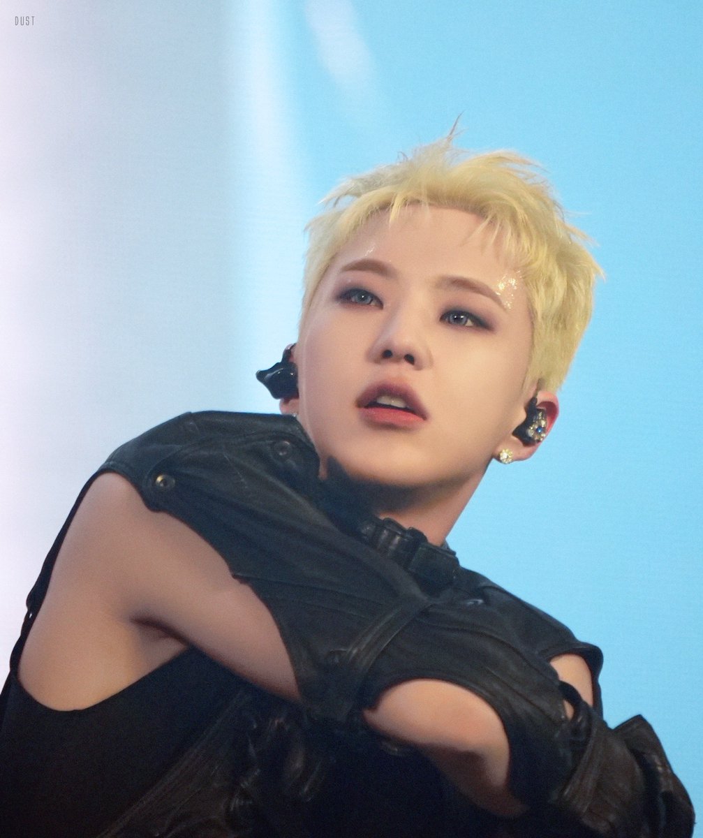 dust_team_SVT's tweet photo. 오늘의 먼지 픽

20250711 #HxW #호시X우지 #WARNING
#세븐틴 #SEVENTEEN #호시 #HOSHI https://t.co/ozdWtHzhlf