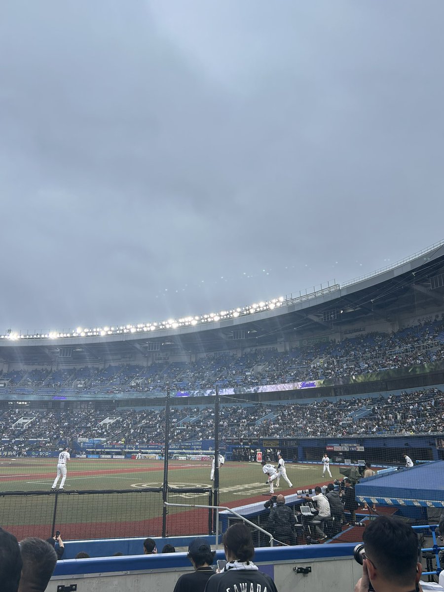 ZOZOマリンスタジアム観戦🦁

4時間超える試合お疲れ様でした。
引き分けでしたが
さーやんとめちゃくちゃ楽しかった✌︎

明後日7月13日(日)は中継あるので
よろしくお願いします🔥

#seibuIions #ライオンズ