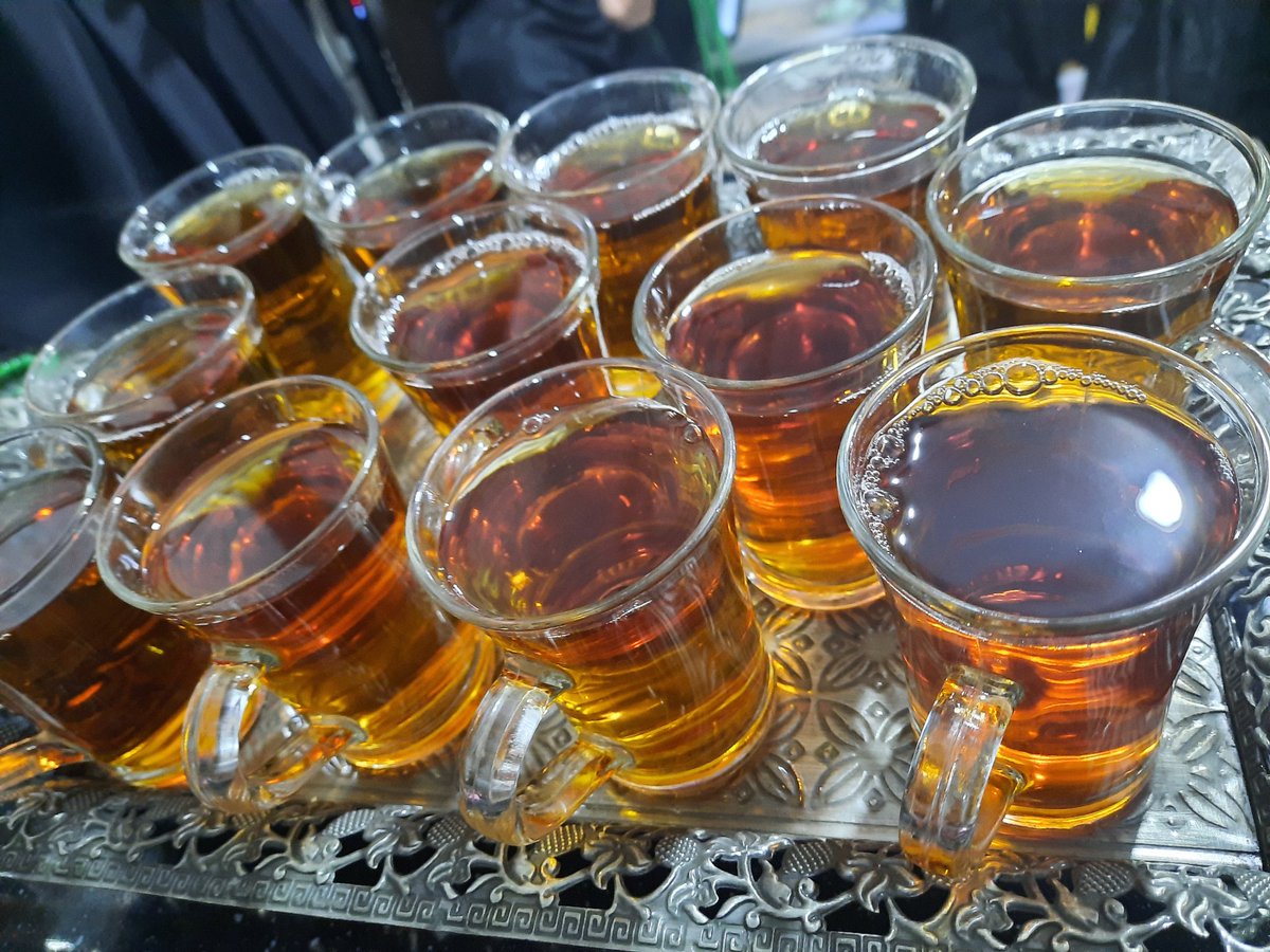 nafasjan903269's tweet image. ما با همین روضه های خانگی یاد و نام امام حسین و یارانشون رو زنده نگه می داریم و بچه هامون رو با قیام عاشورا آشنا می کنیم؛

روضه  برای ما صرفاً گریه و عزاداری نیست، اولین مدرسه ی قرآنی و اخلاقی بچه های ما همین جاست...

#ایران_عاشورایی
#حب_الحسین_یجمعنا