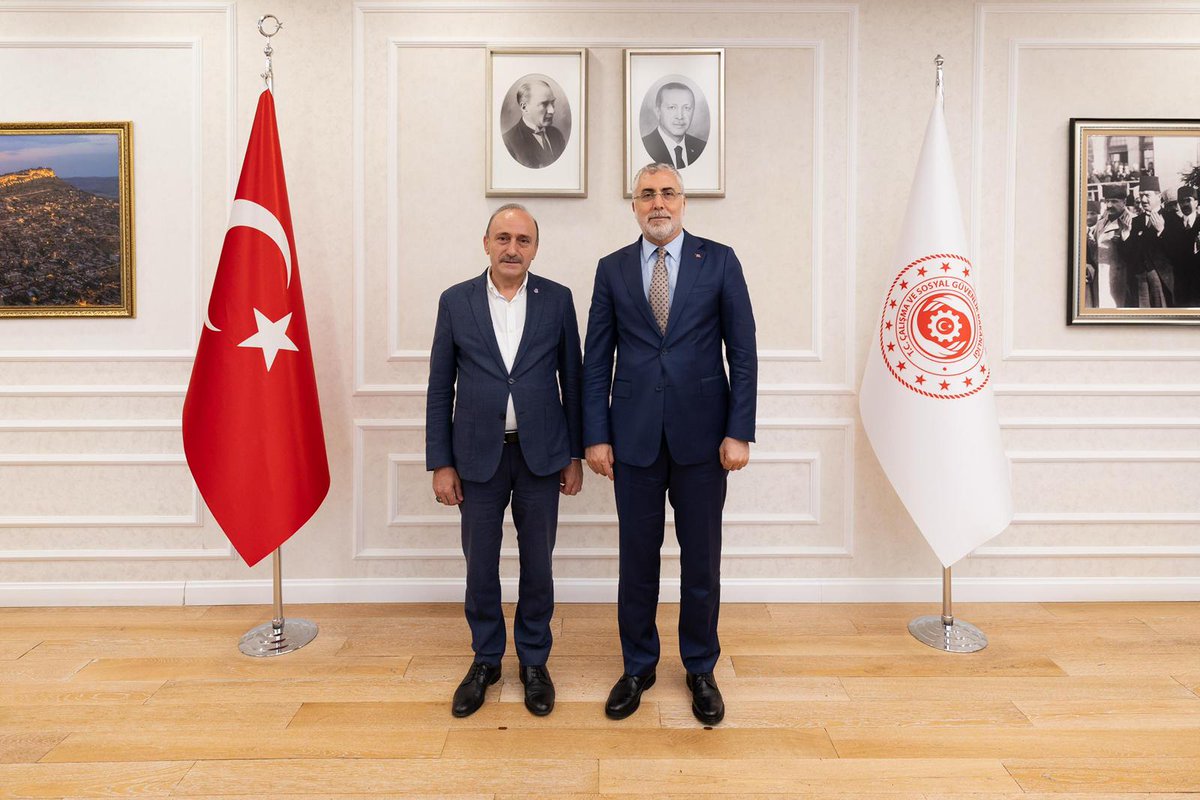 HAK-İŞ, ÇALIŞMA BAKANI IŞIKHAN İLE BİR KEZ DAHA KÇP GÜNDEMİYLE BİR ARAYA GELDİ

HAK-İŞ Koordinasyon Kurulu Başkanı ve Genel Başkanımız Devlet Sert ve HAK-İŞ Genel Başkan Yardımcısı Halil Çukutli,  Çalışma ve Sosyal Güvenlik Bakanı Prof. Dr. Vedat Işıkhan ile KÇP süreci konusunda