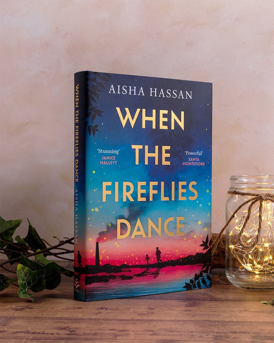 orionbooks's tweet image. ✨ 'Heartbreaking and touching' SANTA MONTEFIORE
✨ 'Stunning and powerful' JANICE HALLETT
✨ 'Totally transporting' SAMUEL BURR
✨ 'I read this in three breathless gulps' WIZ WHARTON
Shop @AishaWriter's extraordinary debut novel now: geni.us/WhenTheFirefli…