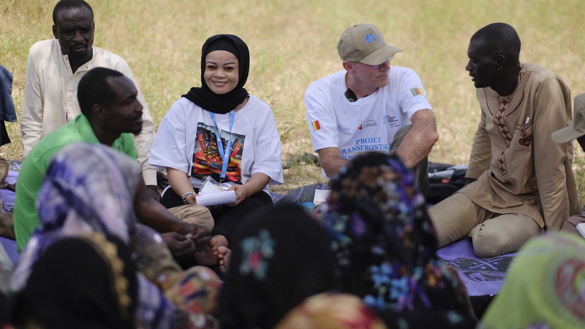 lutheranworld's tweet photo. “They defend harmful customs while speaking the language of rights.”
At a #CEDAW briefing, Chadian women leaders supported by @lwfadvocacy exposed the gap between law and practice on #GBV.
Read more https://t.co/ZdTlVELNVA
#lutheranworld #forhopeandafuture https://t.co/n09L9bkwYZ