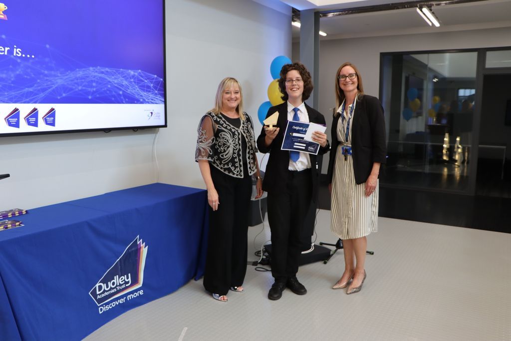 🌟 2025 DAT Year 7 Awards Ceremony 🌟 A huge thank you to everyone who joined us for the 2025 DAT Year 7 Awards! . Discover more about our DAT Year 7 Awards via dudleyacademiestrust.org.uk/news-and-event… #DATYear7Awards #ExceptionalLearners #Congratulations