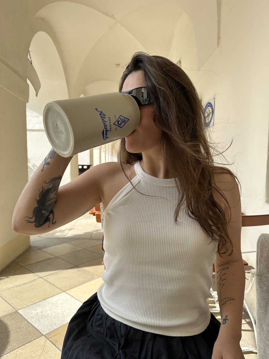 Laurastacksats's tweet image. Germany welcome kit 🍺🥨