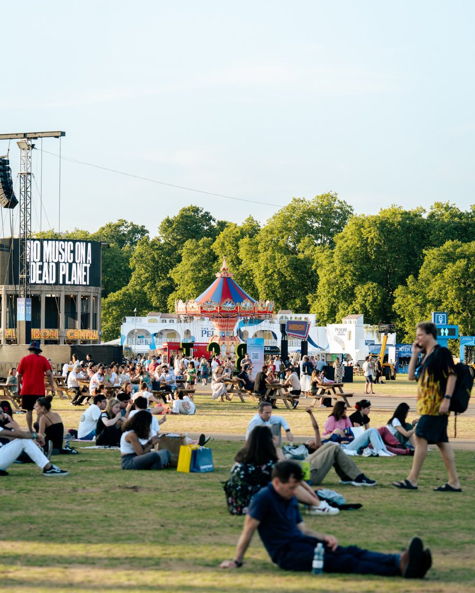 bstopenhouse's tweet image. Thank you so much for the most amazing @bstopenhouse 2025 - two weeks of the most thrilling events and activities, the first-ever @OfficialPDC presents The Hyde Park Darts Championship and the magical All Things Orchestral concert 🥳
See you in 2026! ✨
#OpenHouse #BSTHydePark