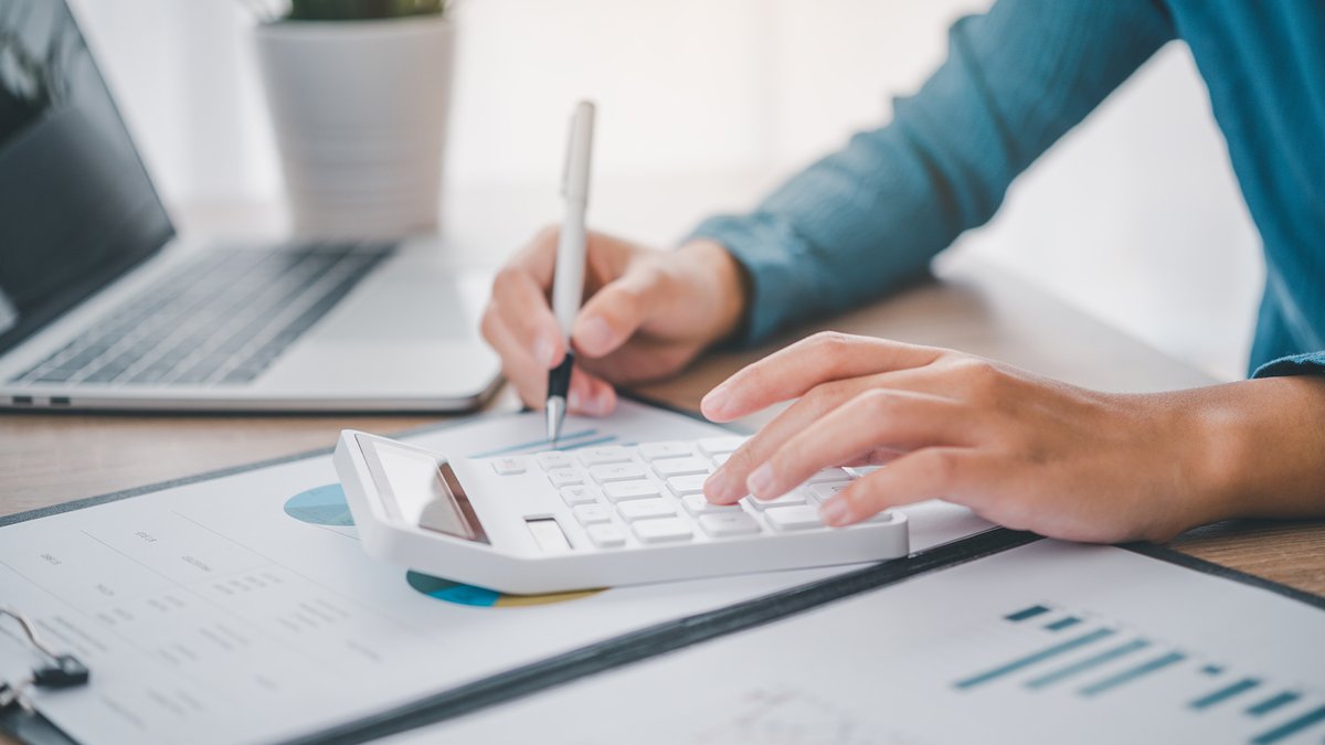 wandfmagazine's tweet image. Did you know that 70% of employers with overseas employees do not know how much they are spending on benefits? Find out more in this eye-opening article. 👉 zurl.co/GviHa 

#WealthFinance #EmployeeBenefits #GlobalWorkforce #HRInsights