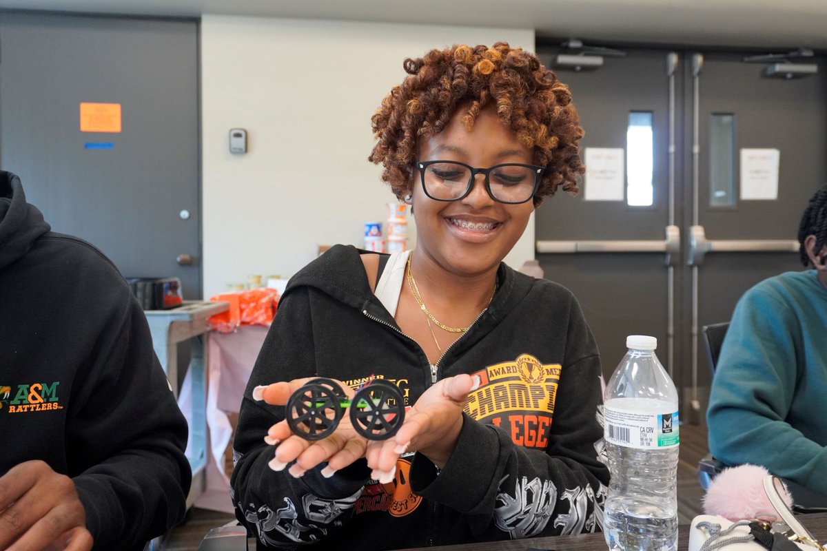 EntergyLA's tweet image. The American Association of Blacks in Energy (AABE) Greater New Orleans Chapter, in partnership with STEM NOLA, launched the PowerUp! Bootcamp – a week-long immersive program designed to expose students to the fundamentals of the energy industry. The program was proudly sponsored…