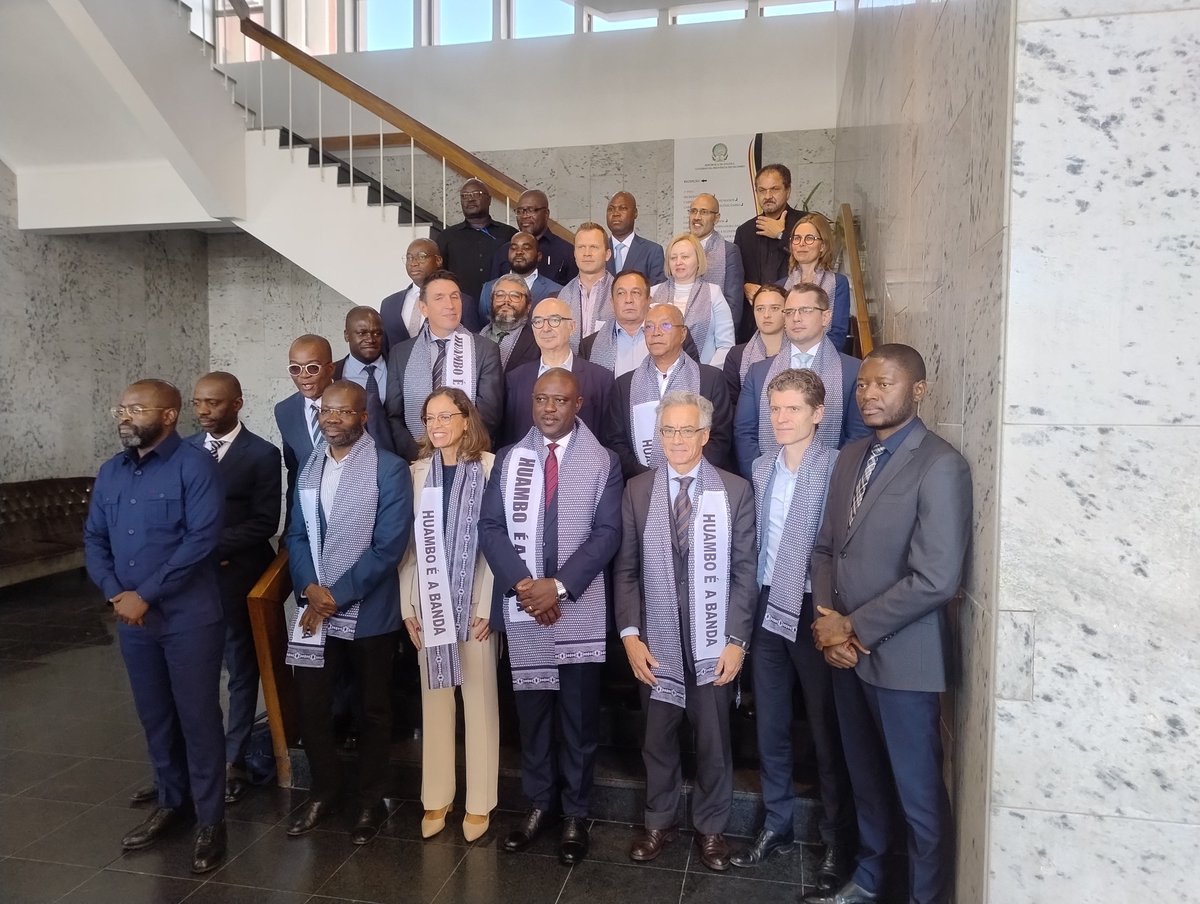 Italy in Angola tweet media