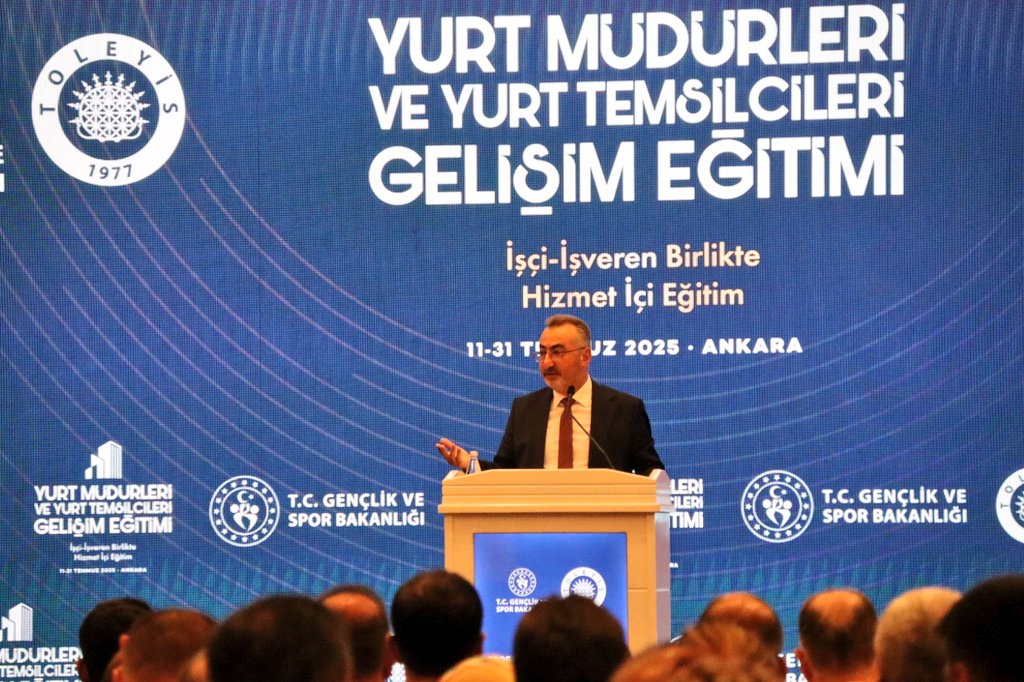 GSB_KYGM's tweet photo. 📍Ankara

KYGM Yurt Müdürleri ve Yurt Temsilcileri Gelişim Eğitimi başladı.

81 il ve KKTC'den 835 yurt müdürünün katılacağı eğitimler, 31 Temmuz'a kadar devam edecek. https://t.co/ijizF4NA0y