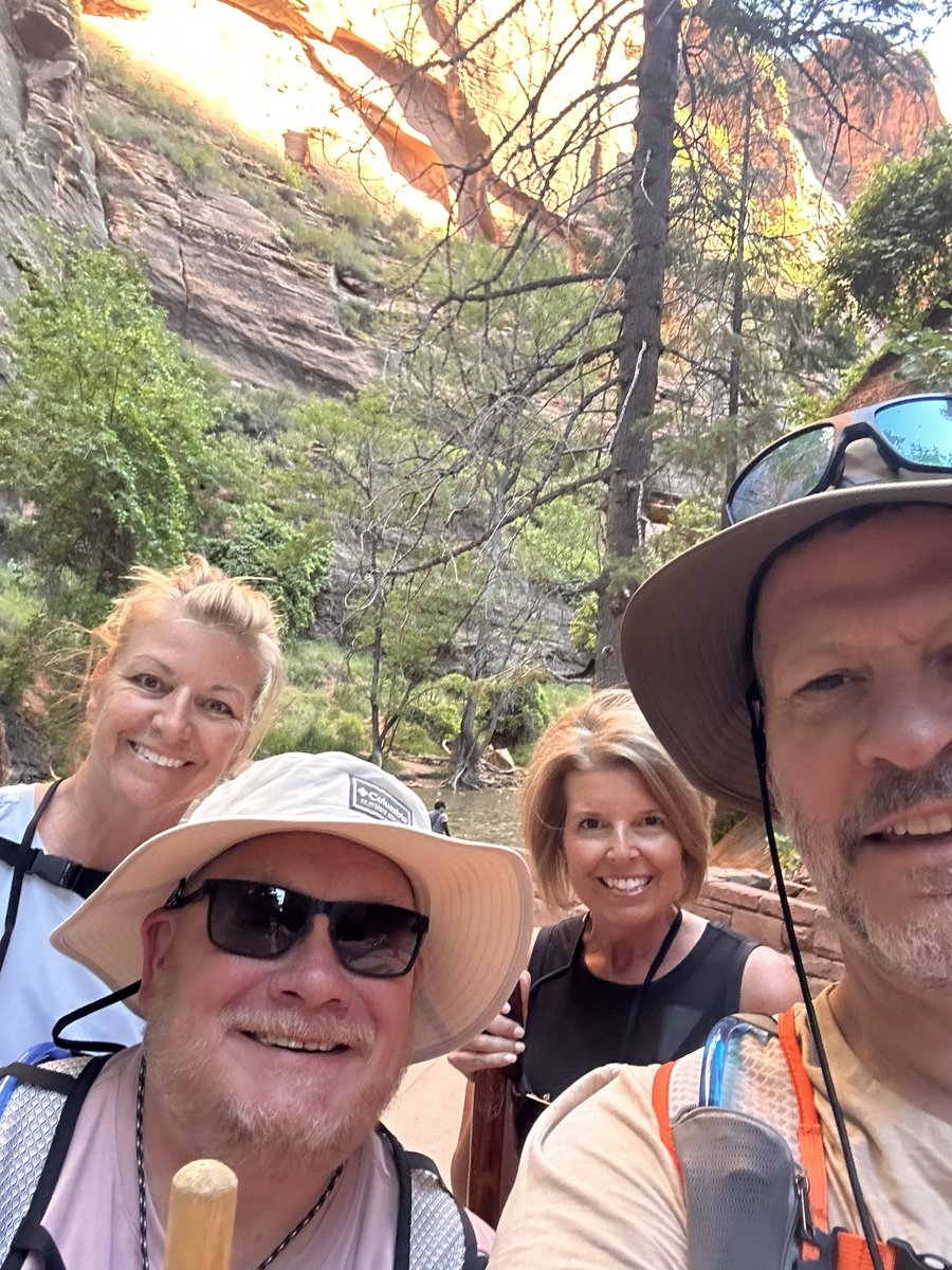 Wads1107's tweet photo. Zion National Park https://t.co/panMYx0ISH