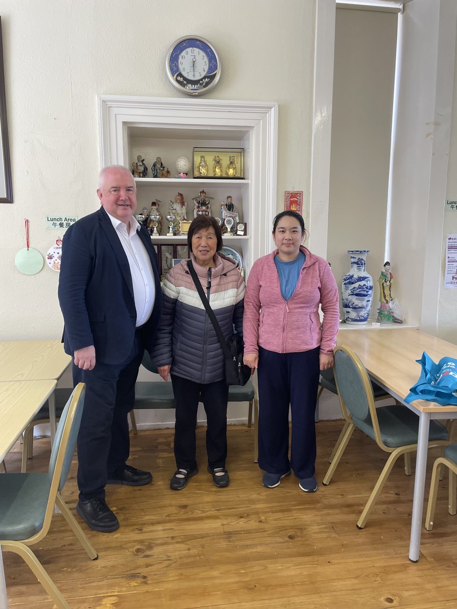 MartinRhodes21's tweet image. I was pleased to visit Wing Hong Chinese Elderly Centre in Garnethill and to hear more about the centre and its services from Amy and Yat Tai.